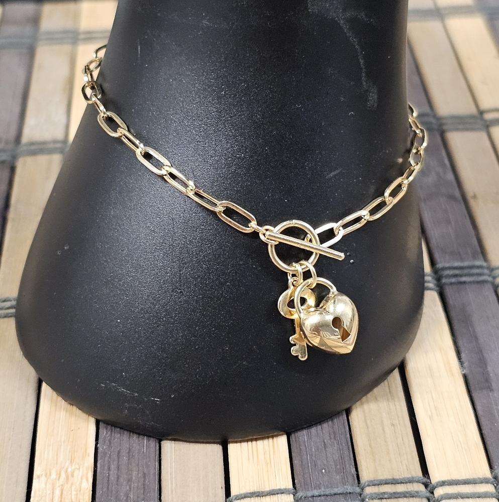 18k Real Saudi Gold Paperclip Heart Bracelet